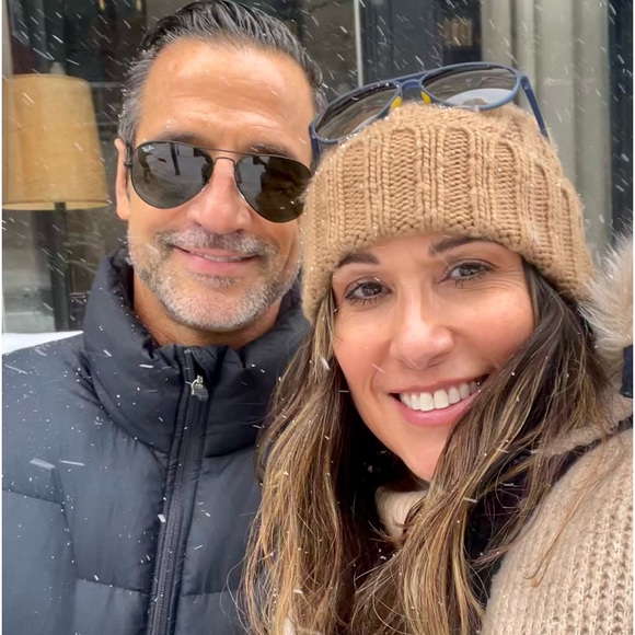 Meet your Posher, Elle - Picture 3 of 8